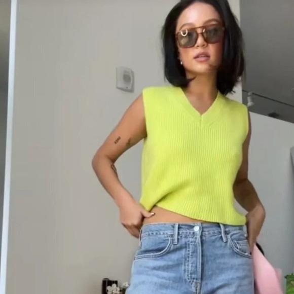 Zara Ribbed Knit Sleeveless Sweater  Vest Lime Green Blogger Size Small - Picture 2 of 8